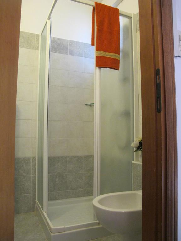 Hotel Madrid Римини Номер фото